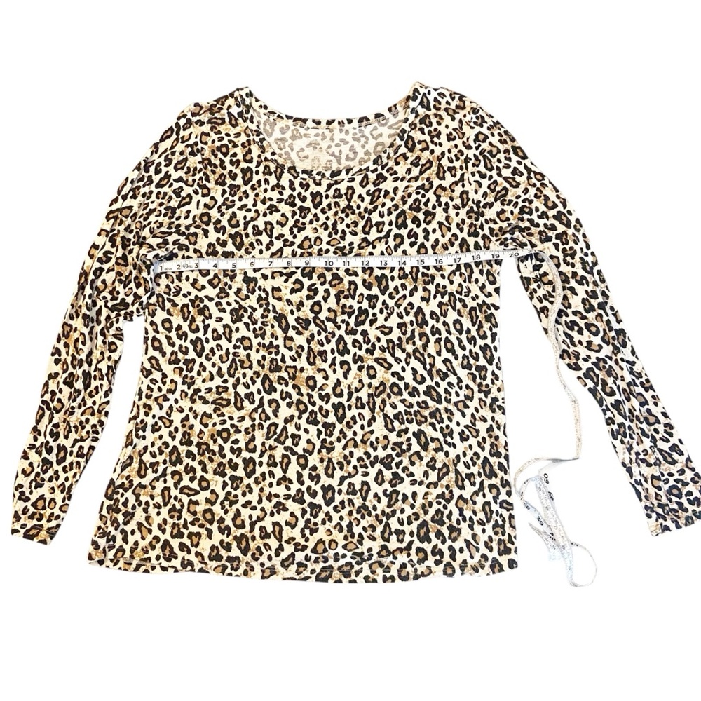 Long sleeve animal print T-shirt from Maurice’s- size large - B22